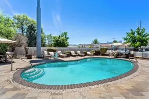 Best Western Miners Inn Yreka - Piscina