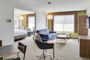 Holiday Inn Express Hotel & Suites Chickasha by IHG - Room