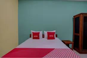 Hotel O Sahabat Syariah Near Plasa Telkom Bawean - Room