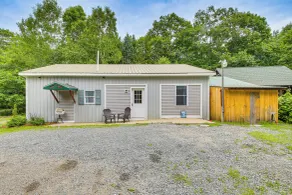 Secluded Orland Cottage w/ Grill, Near State Parks - Innvendig