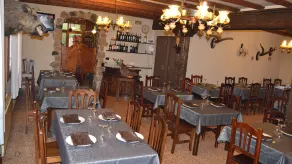 Hostal Restaurante de Montaña Pous de la neu - Restaurant