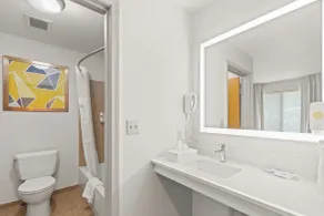 Comfort Inn & Suites Glenwood Springs On The River - Salle de bain