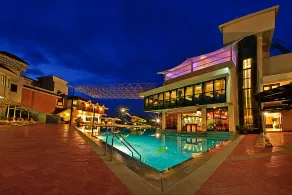 Aldovia Resort & Convention - Pool