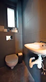 Low Budget Luxury Apartments-3 - Bagno