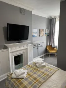 The Holystone Bar and Restaurant - Room