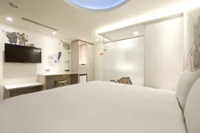 Whoops Hotel - Chambre