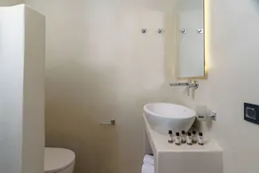 Dream of Paros - Bathroom