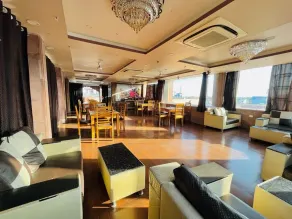 Om Heritage Hotel - Restaurant