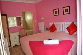 Kamogelo Guest House - Room