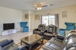 7 Mi to Dtwn: Spacious Phoenix Home w/ Patio - Innvendig