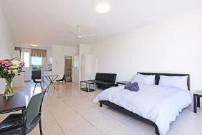 Inn & Out Sandton Park  - Zimmer
