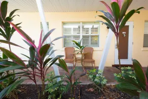 Tropical Beach Resorts - Sarasota - Rum
