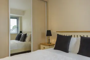 Citystay Living - Dove House - Chambre