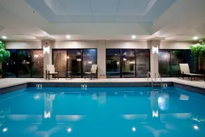 Holiday Inn Express & Suites Newport News by IHG - Piscine