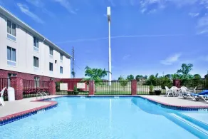 Country Inn & Suites by Radisson Ruston LA - Piscine
