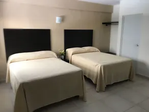 Hotel Puerto Inn - Room
