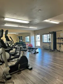 Western Slope Suites Parachute - Salle de remise en forme