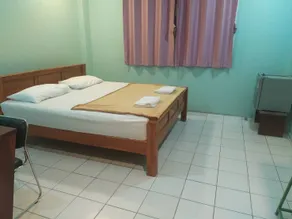 โรงแรมพรถวิล ศรีสะเกษ Sisaket PonTaWin Budget Inn - Chambre