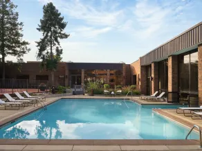 Sheraton Grand Rapids Airport Hotel - Piscine