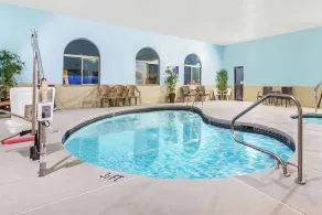 Days Inn by Wyndham Pueblo - Piscine