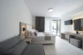 Avaton Luxury Resort and Spa Access the Enigma - Adults Only & Kids 14 Plus- - Rom