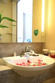 Ramada Longyan - Baño