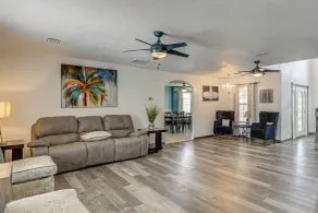 Panama City Fall Getaway: Pool, 4 Mi to Downtown - Interiør