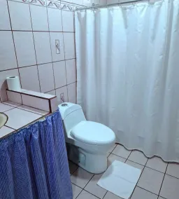 Hostel del Pacífico Habitaciónes con baño privado y aire acondicionado - Casa de banho