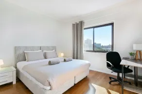 Ultimate Bondi Escape+ Balcony+ Stunning Views! - Zimmer