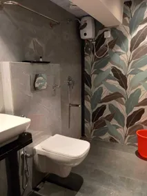Hotel Legacy Inn - Bathroom