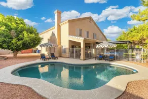 Heated Pool & Putting Green: Chandler Home! - Innvendig