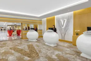 V Hotel Dubai, Curio Collection by Hilton - Reception