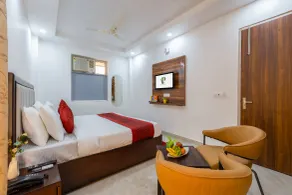 Hotel Park Tree I Sec-63A I Noida I Couple Friendly and Corporate Rooms available - Room