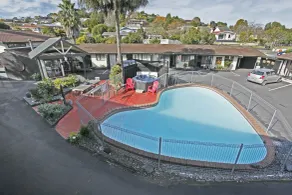 Walton Park Motor Lodge - Piscina