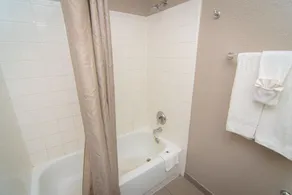 Studio 6 Extended Stay - Coral Springs, FL- Fort Lauderdale - Salle de bain