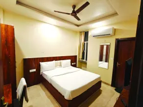 Hotel Hari Inn - Room