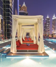 Canal Central Hotel Business Bay - Pool
