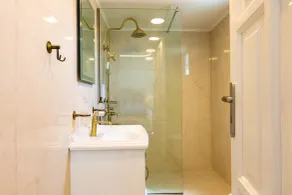 Pinelopi Beach Suites - Bad