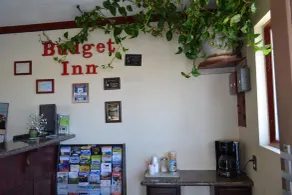 Budget Inn - Hall