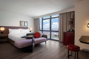 Renaissance New York Flushing Hotel at Tangram - Chambre