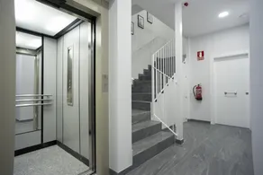 Algo Diferente Apartamentos - Entréinterör