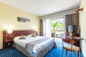 Hôtel Brise de Mer, Saint-Raphaël - Vue de la chambre