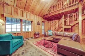 Rustic Cabin w/ Mountain Views! Elevation 4,400 - Opholdsområde