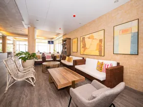 Vila Baleira Suites - Rezeption