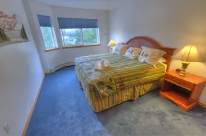 Frontier Suites Hotel in Juneau - Chambre