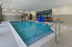 Hampton Inn Covington - Basseng