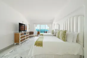 Beachfront Penthouse by Pueblo Bonito - Chambre