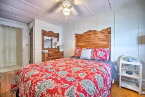 Private Dock & Stunning Views: Corey Lake Getaway! - Intérieur
