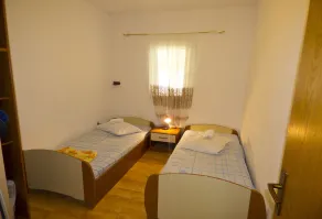 Apartments Plaža - Zimmer