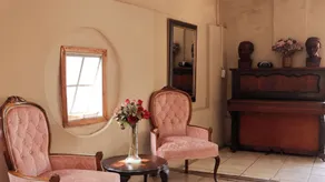 Golden Lantern Guest Lodge - Reception